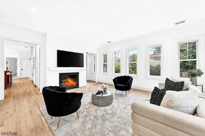 Photo of 301 Edgar Ave