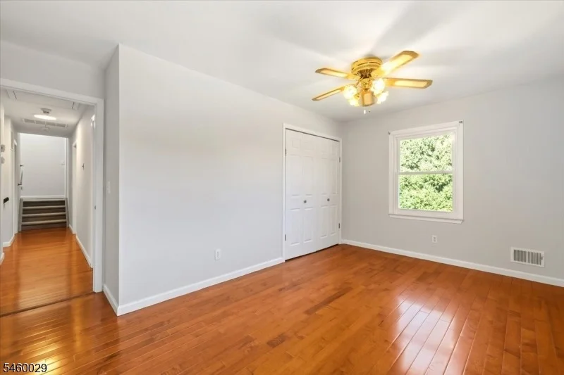 Photo of 45 Holyoke Rd