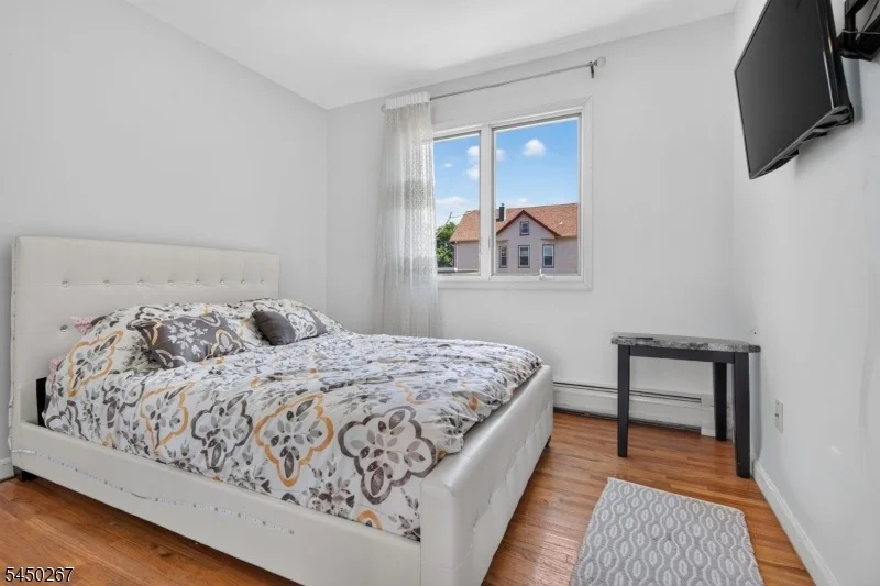 Photo of 81 Home Pl