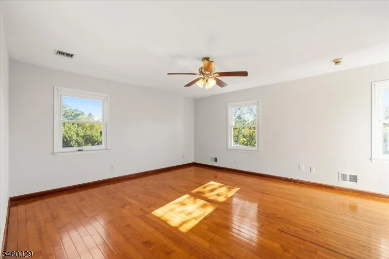 Photo of 45 Holyoke Rd