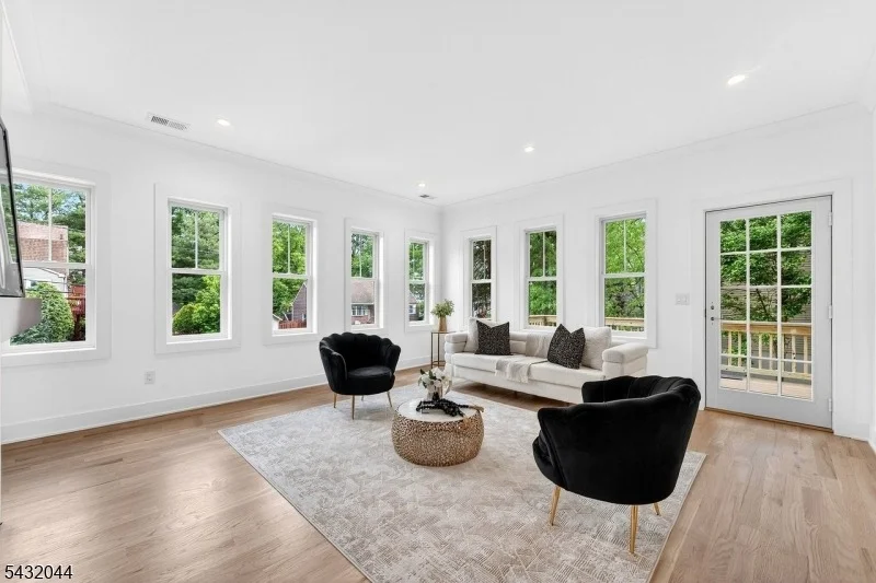 Photo of 301 Edgar Ave