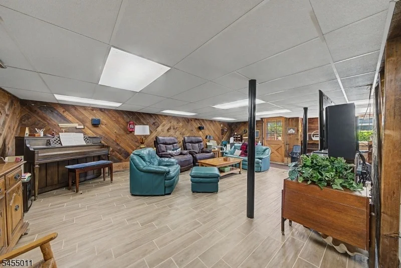 Photo of 98 Wiltop Rd