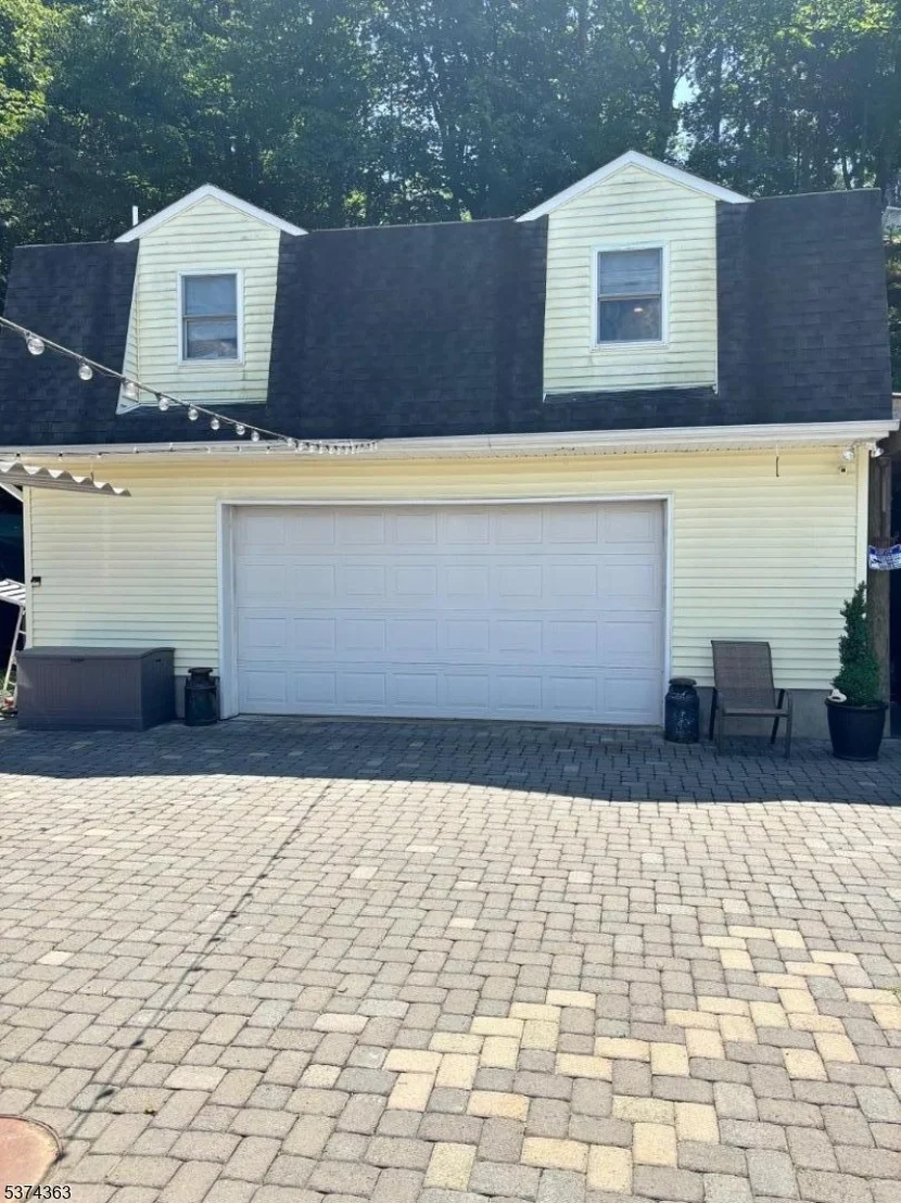 Photo of 108 Hillside Dr