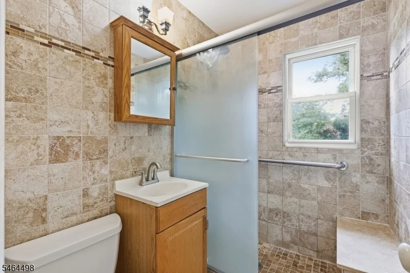 Photo of 115 Parkside Rd