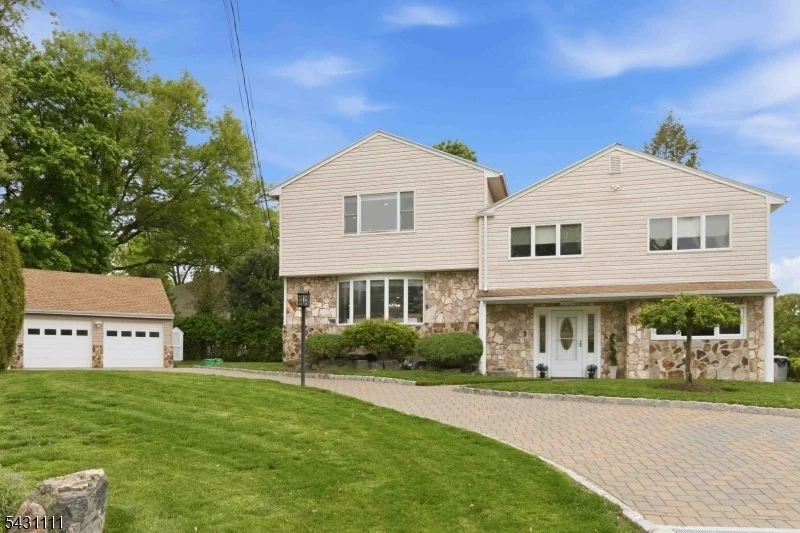 Photo of 7 Keith Pl