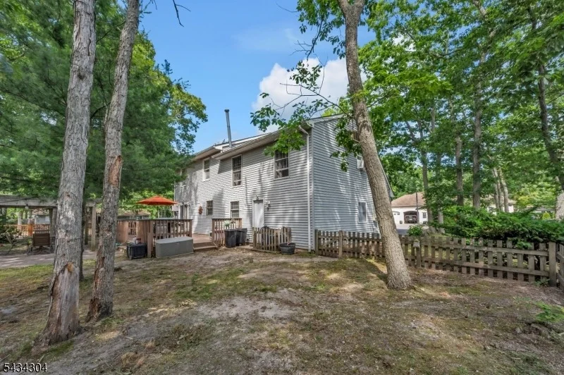 Photo of 244 Juniper Ln