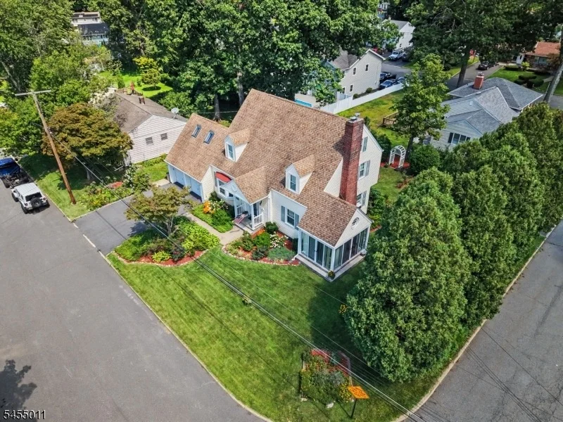 Photo of 98 Wiltop Rd
