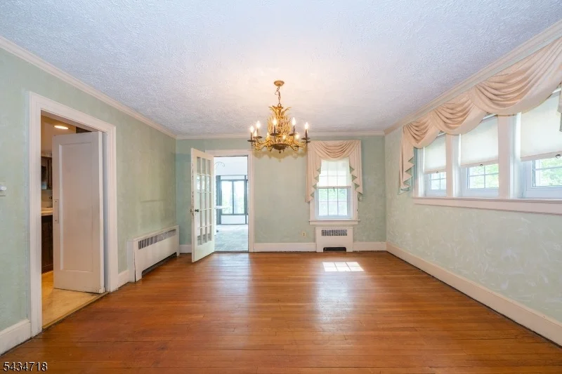 Photo of 27 Glen Rd
