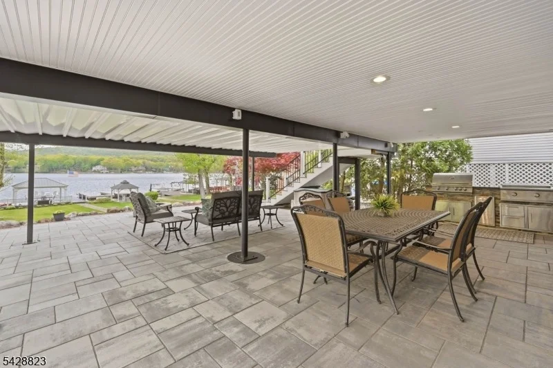 Photo of 206 Long Pond Rd