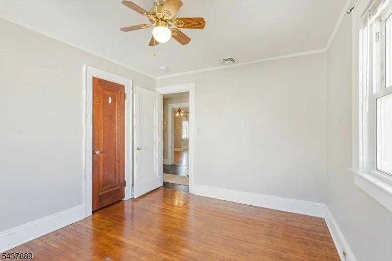 Photo of 1032 Kipling Rd