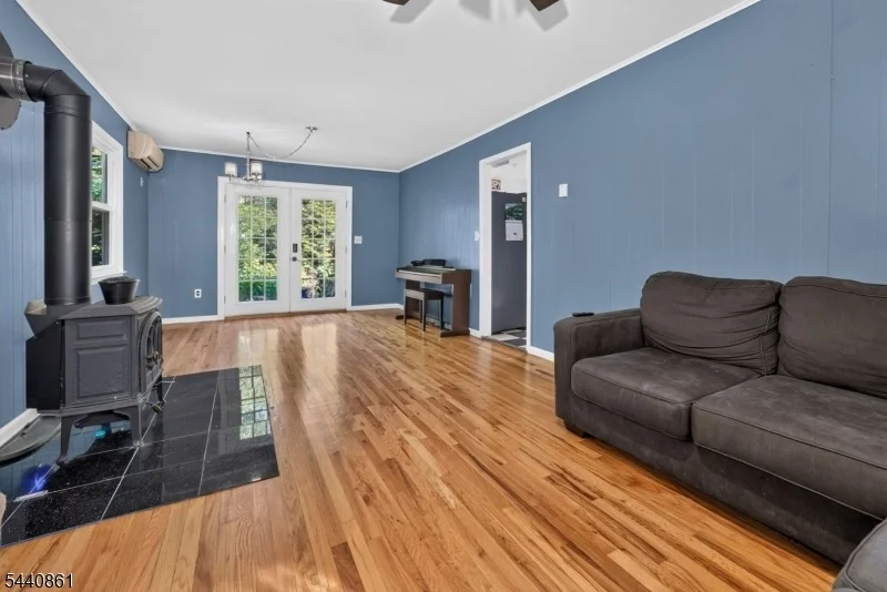 Photo of 501 Hamilton Dr