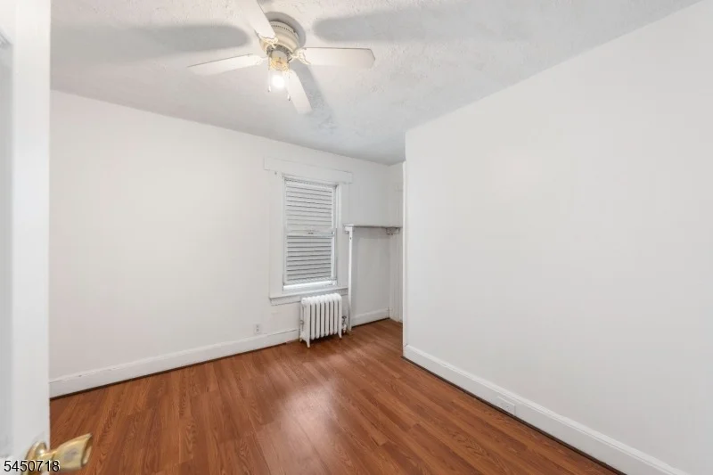 Photo of 352 Forest St