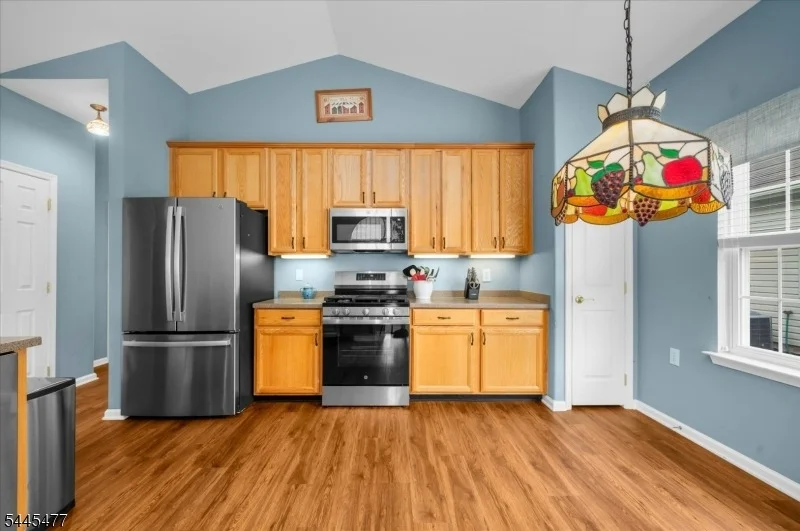 Photo of 79 Renaissance Blvd