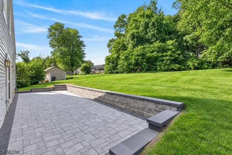 Photo of 280 Whippany Rd