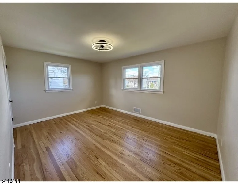 Photo of 9 Joan Pl