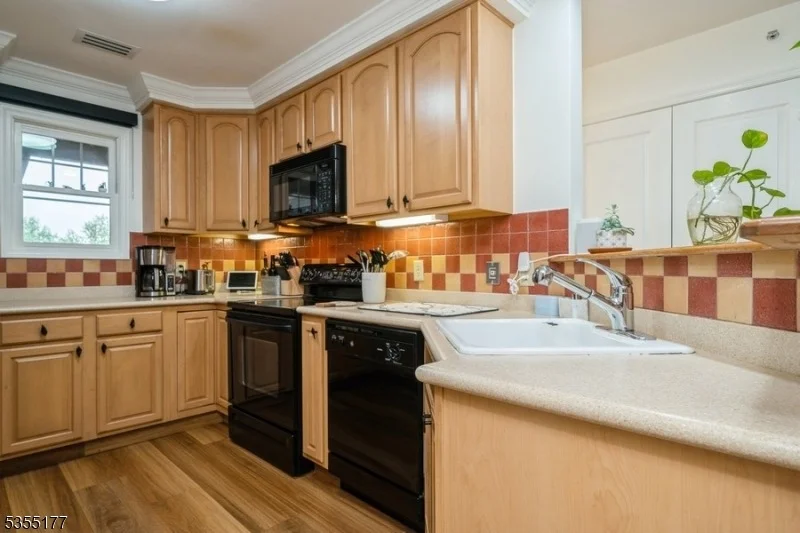 Photo of Unit 21 at 12 Pine Cres Unit 21