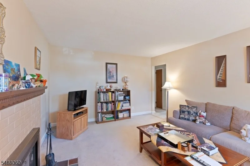 Photo of 439 Wheaton Rd