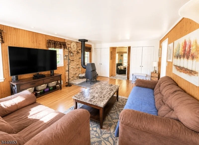 Photo of 501 Diamond Spring Rd