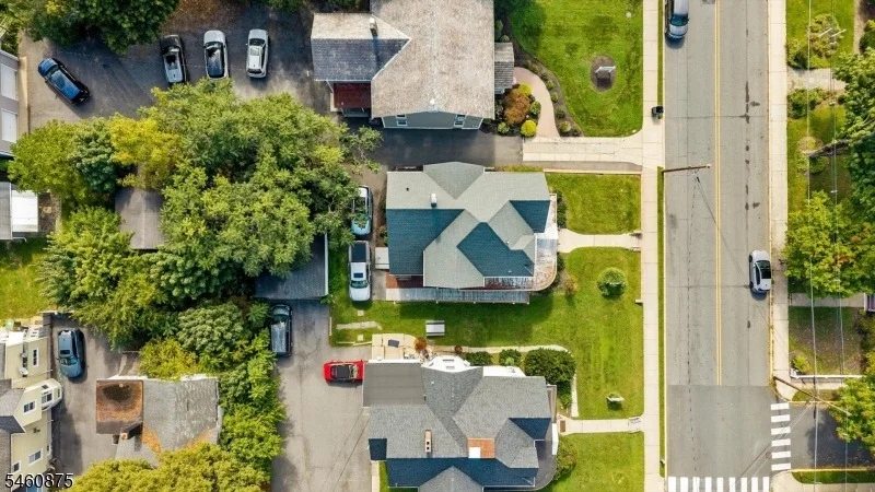 Photo of 128 Belvidere Ave