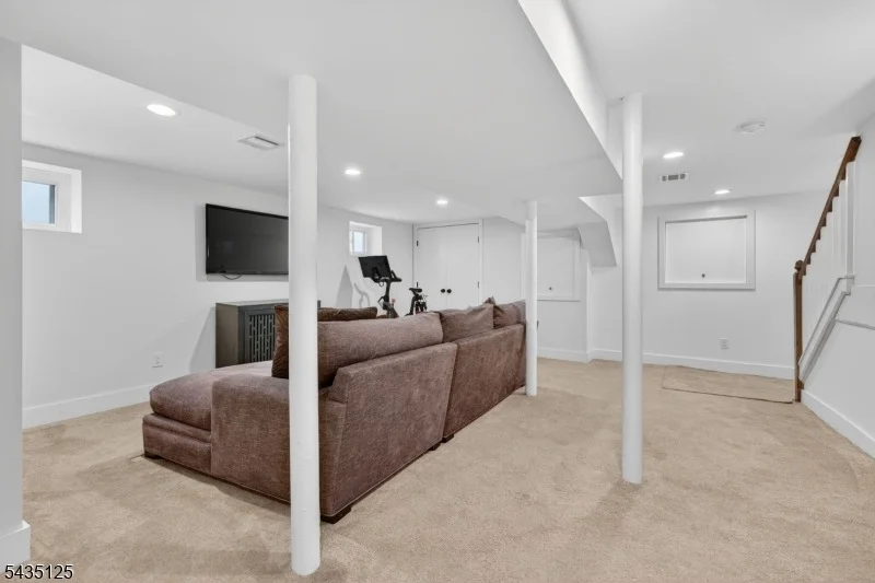 Photo of 54 Van Riper Ave