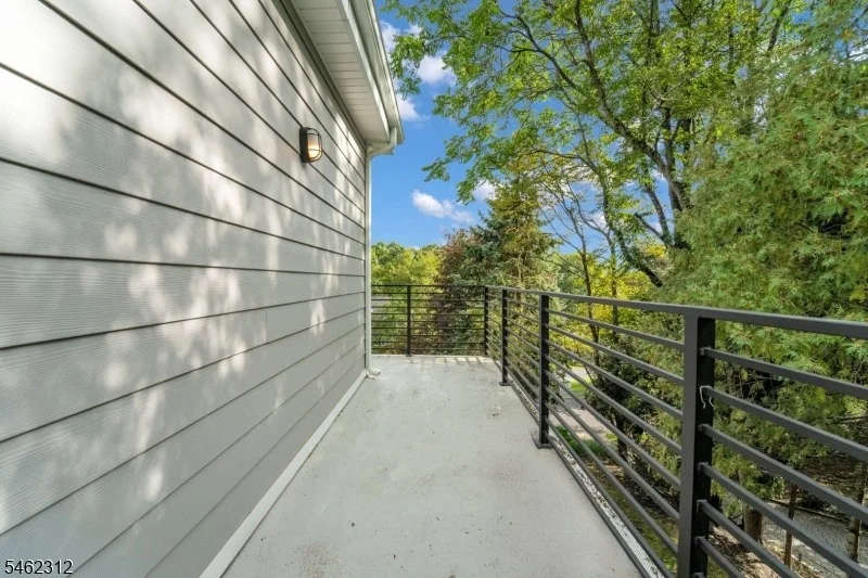 Photo of 8 Fordham Rd