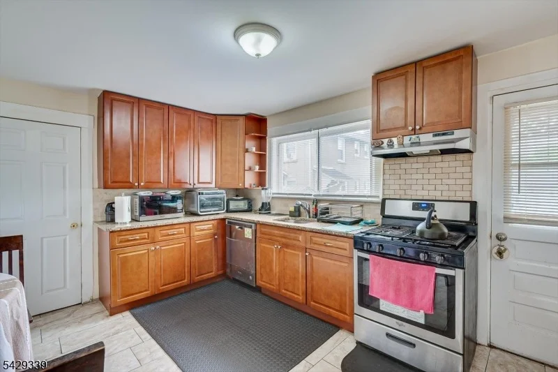 Photo of 31 Romney Rd