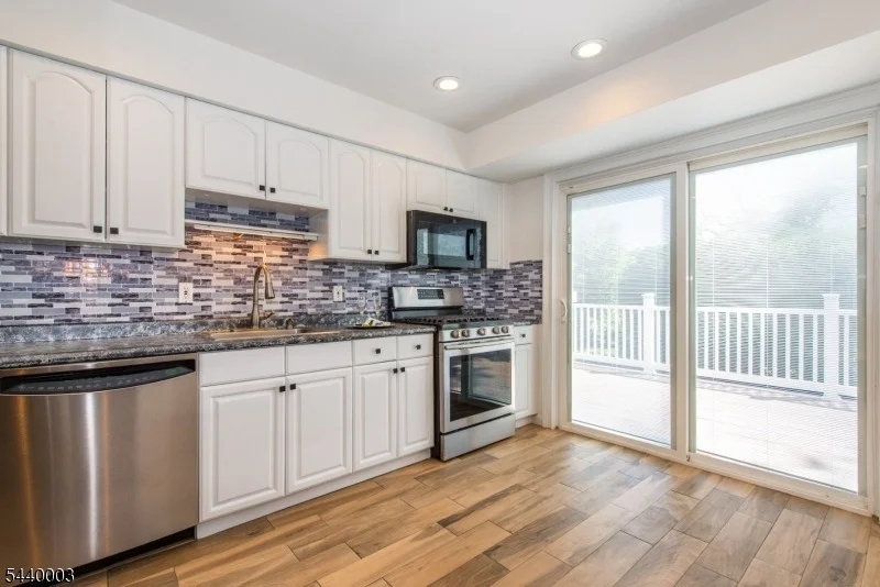 Photo of 8 Kennedy Dr