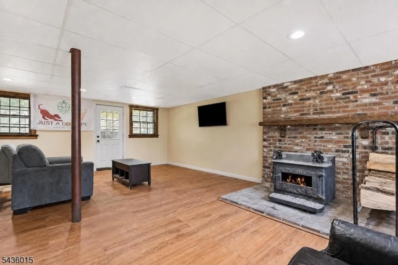 Photo of 12 River Rd