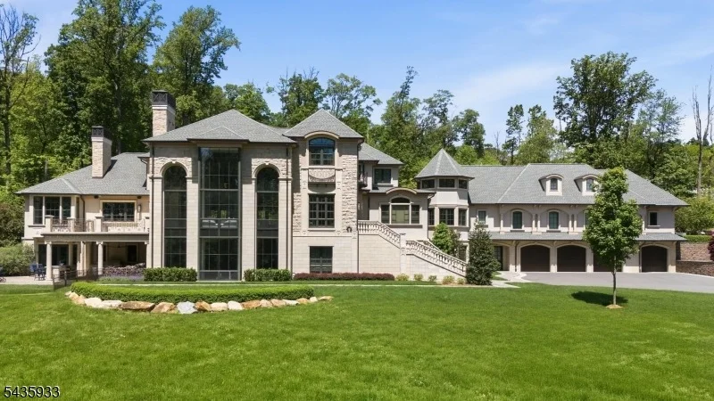 Photo of 4 MASON HILL ROAD