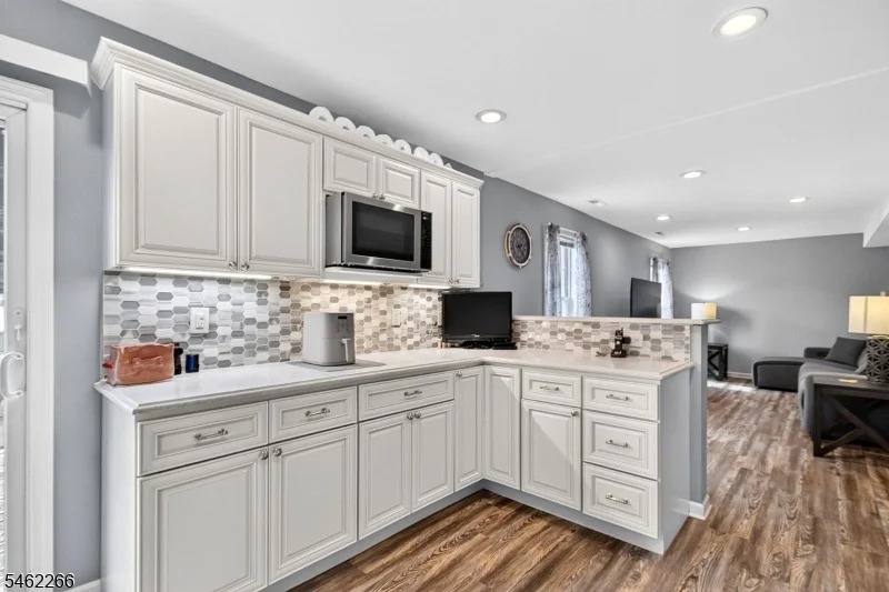 Photo of 2 Braemar Cir