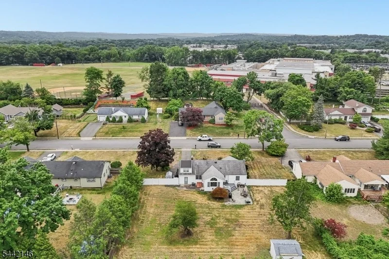 Photo of 49 Pancake Hollow Dr