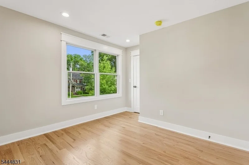 Photo of 122 Stanmore Pl