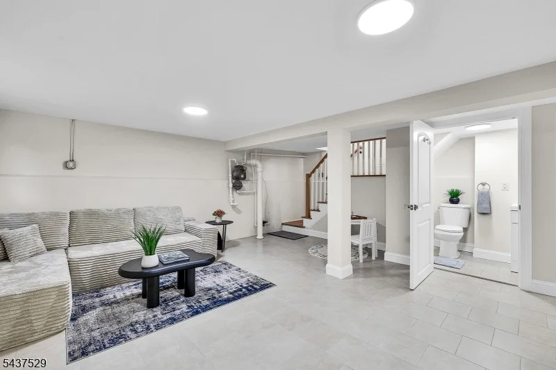Photo of 132 Argyle Pl