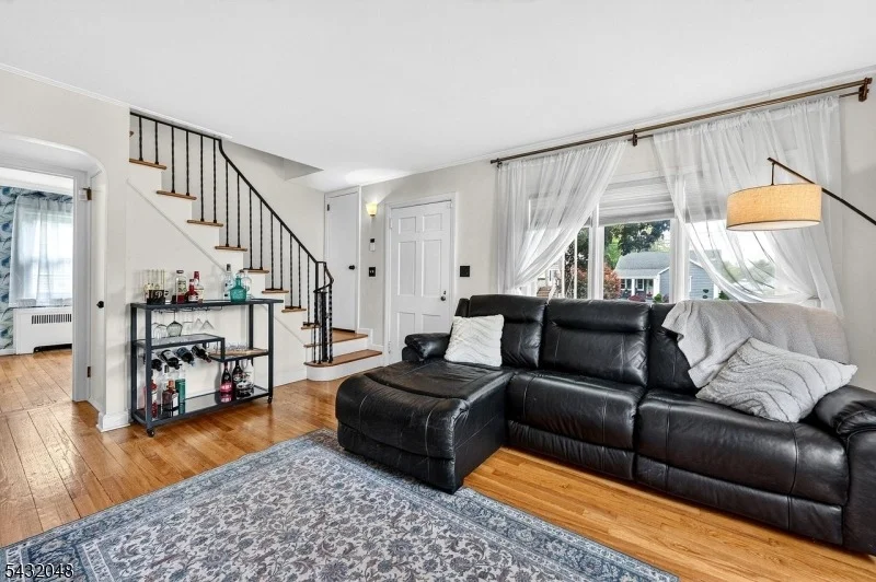 Photo of 21 5Th Ave