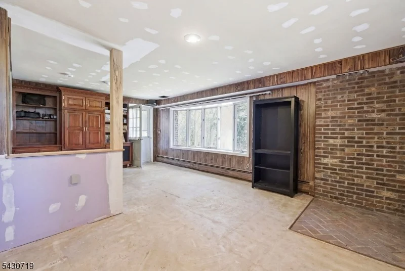Photo of 63 Millbrook Rd