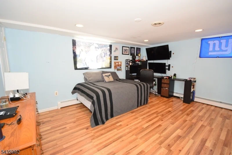 Photo of 567 Foothill Rd