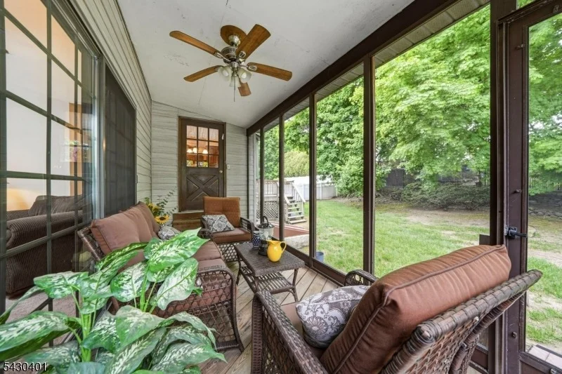 Photo of 621 Bloomfield Ave