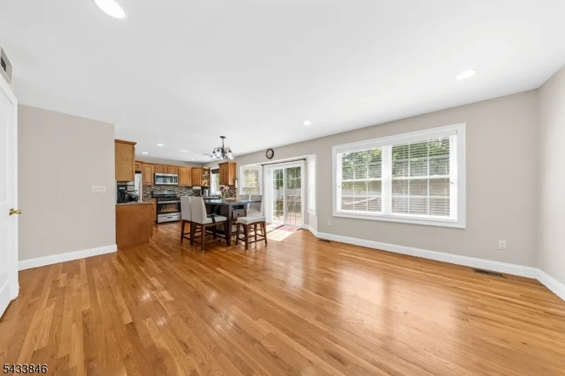 Photo of 418 Oak St
