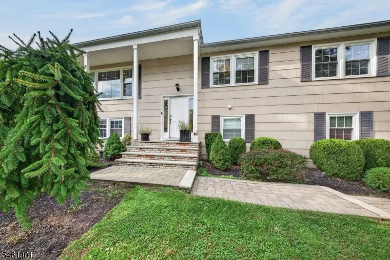 Photo of 3 Debby Ln