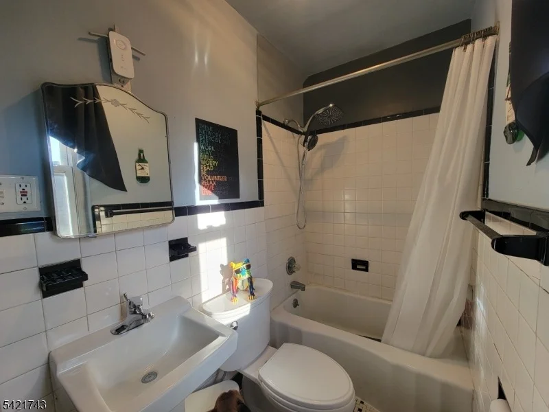 Photo of 246 Spring Hill Rd