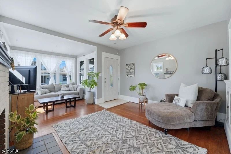 Photo of 56 Downs Ave