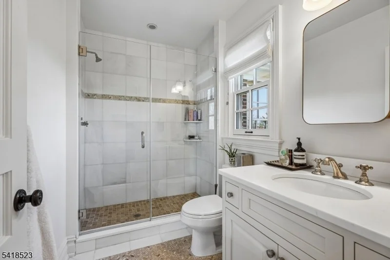 Photo of 30 Robert Dr