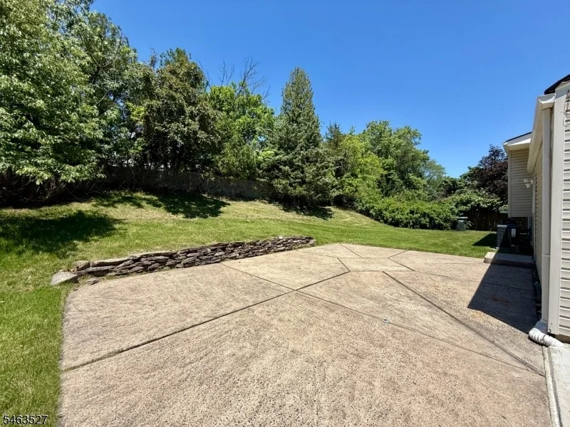Photo of 44 Drake Rd