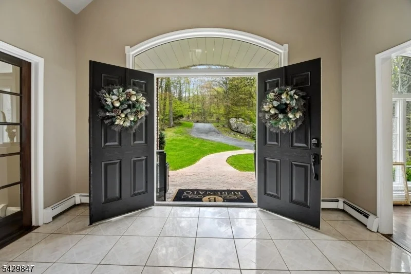 Photo of 9 Natale Dr