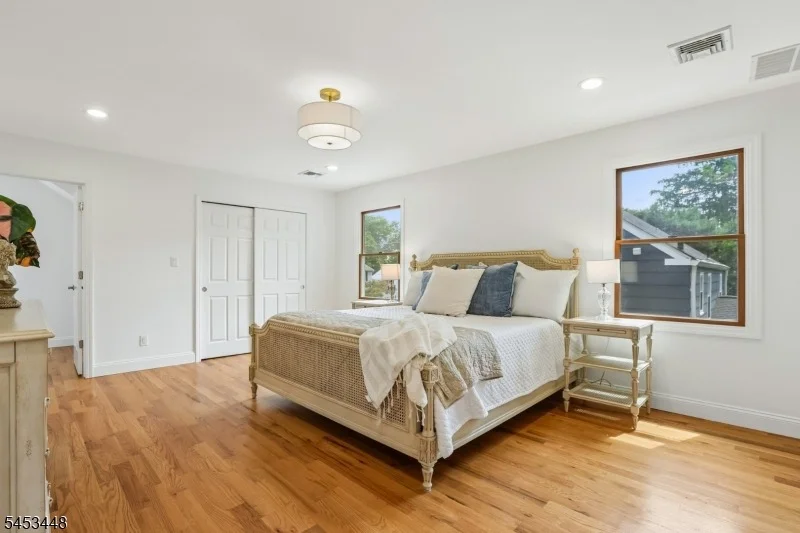Photo of 650 Ridgewood Rd