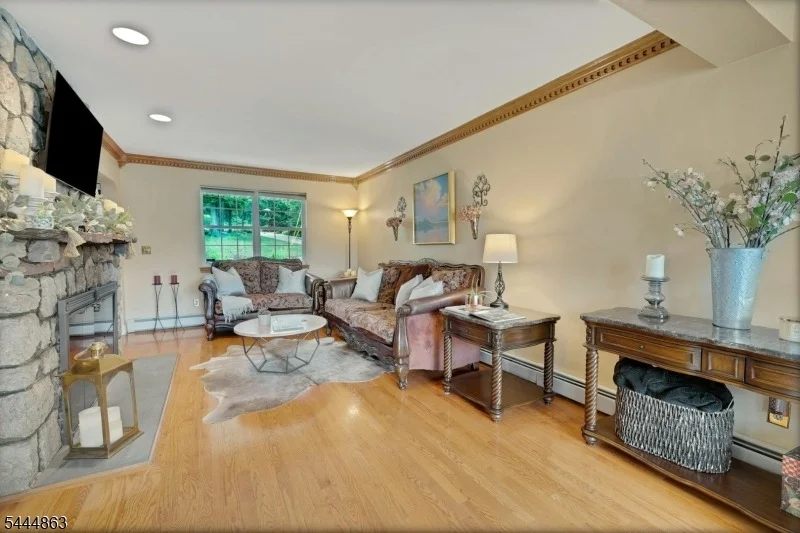 Photo of 16 Shephard Rd