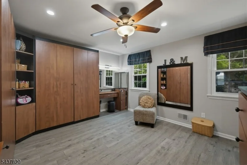 Photo of 58 Oriole Dr