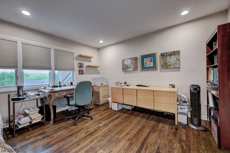 Photo of 69 Cummings Cir