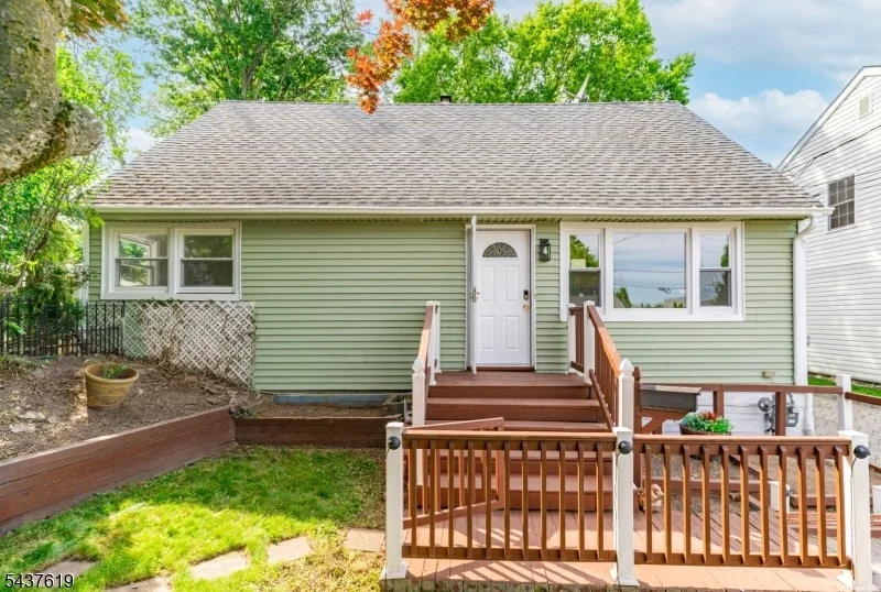 Photo of 135 Kenzel Ave
