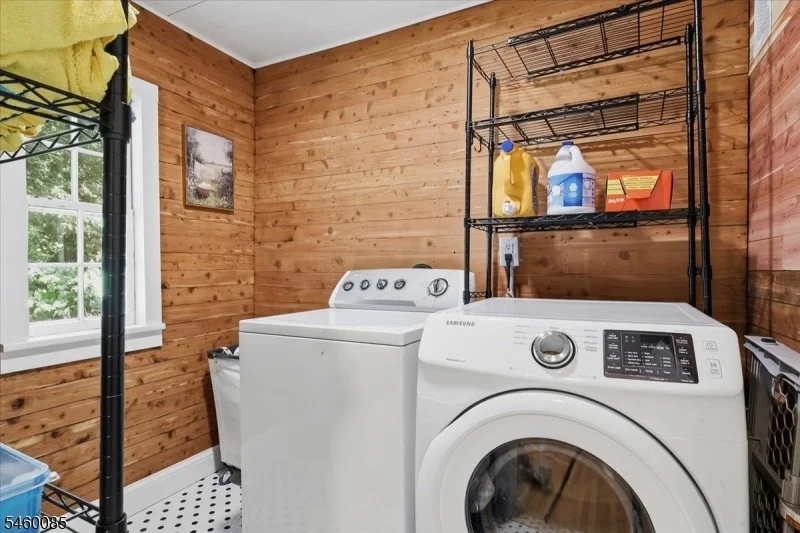 Photo of 406 W Moore St